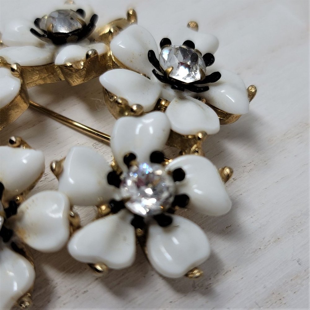 Kramer Circle Flower Pin Brooch Rhinestones - Picture 5 of 7